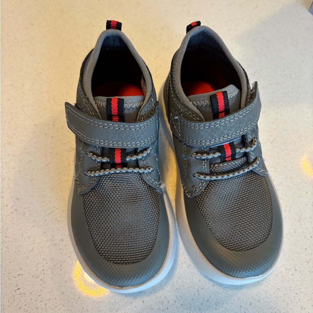 Sperry Gray and Red Kids Shoes - brand new never worn! Size 8 Toddler